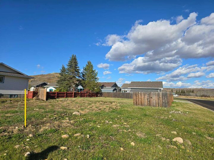 Property Photo:  9130 128 Avenue  AB T8S 1W8 