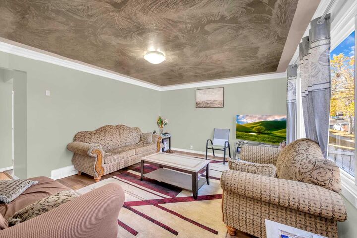 Property Photo:  1019 Falworth Road NE  AB T3J 1C7 