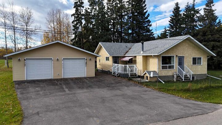 Property Photo:  1892 63 Street  AB T7E 1S5 