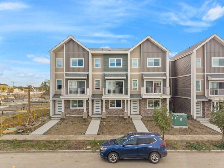 Property Photo:  18110 28 Avenue SW 52  AB T6W 5R1 