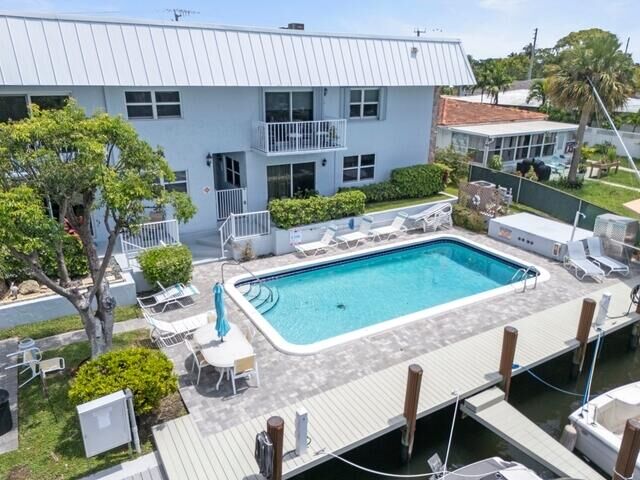 Property Photo:  2400 NE 16th Street 212  FL 33062 