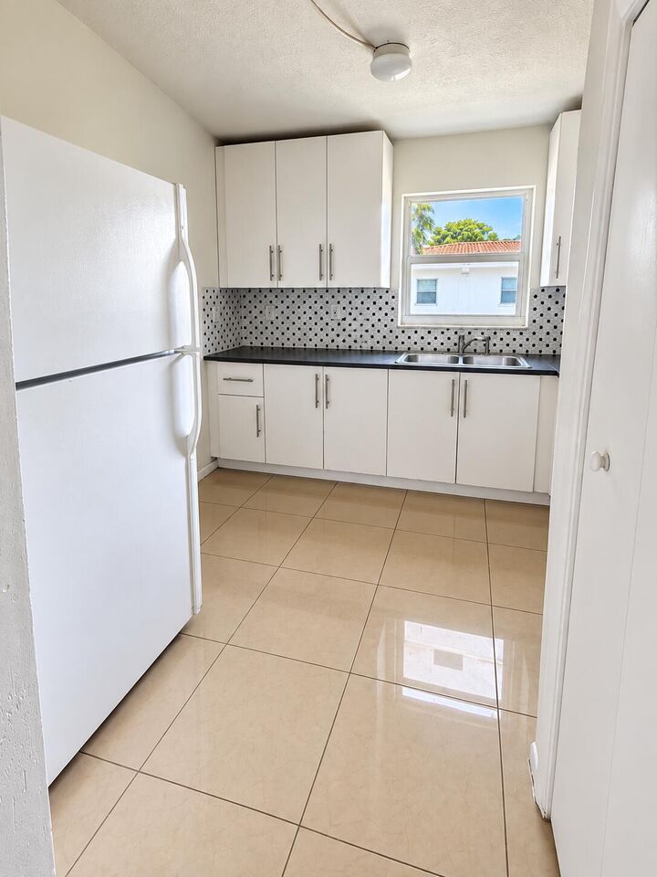 Property Photo: 3100 Coral Springs Drive 2A FL 33065