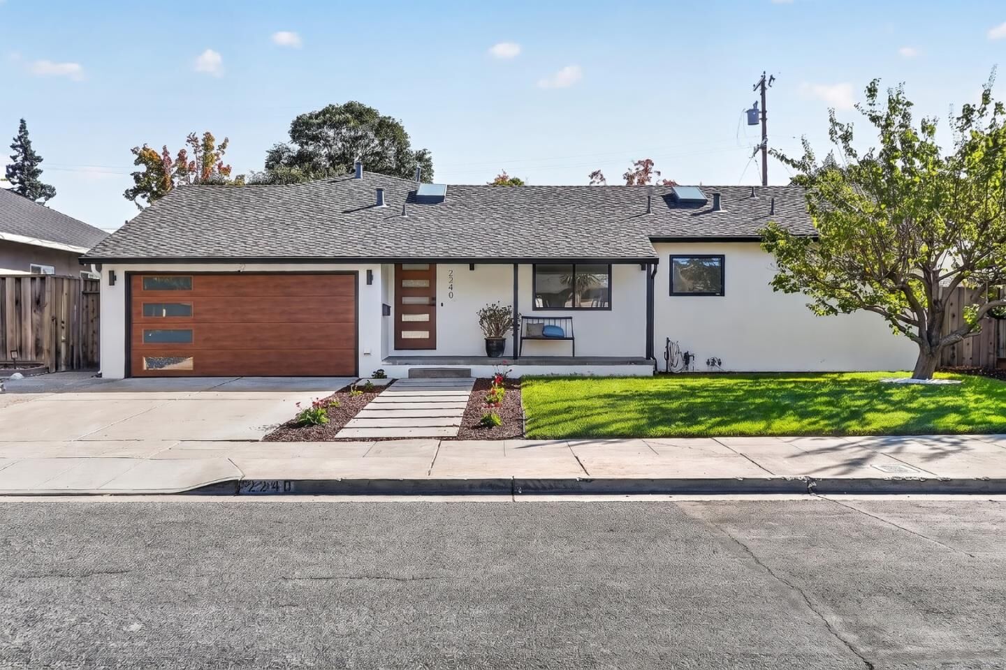 Property Photo: 2240 Boxwood Drive CA 95128