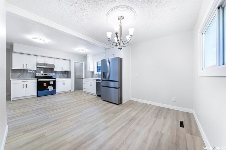 Property Photo: 451 R Avenue S SK S7M 2Z4