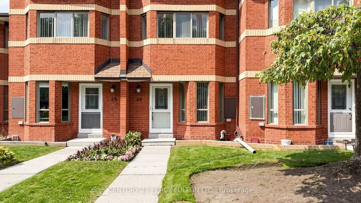 Property Photo: 2472 Eglinton Avenue E Th26 ON M1K 5J9