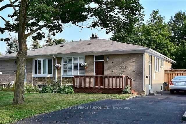 Property Photo:  143 Tulloch Drive  ON L1S 2S7 