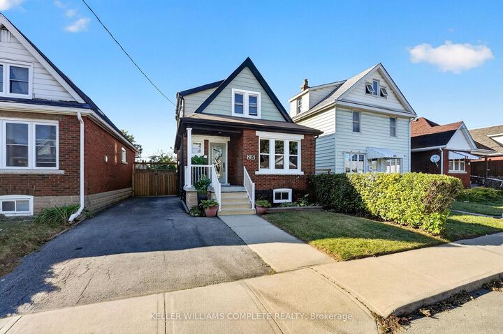 Property Photo:  215 Paling Avenue  ON L8H 5J6 