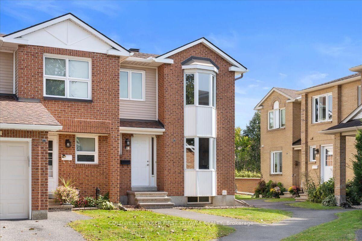Property Photo:  2F Castlebrook Lane  ON K2G 5E2 