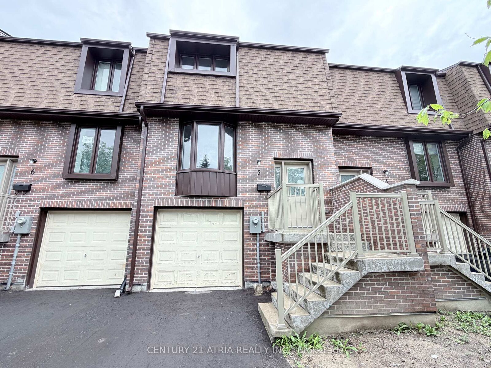 Property Photo:  11 Plaisance Road Unit 5  ON L4C 5H1 