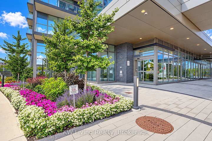 Property Photo:  10 Gatineau Drive 515  ON L4J 0L2 