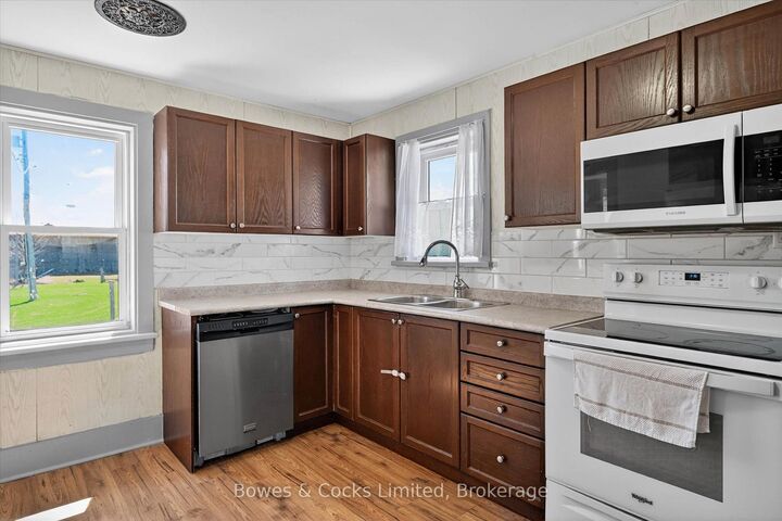 Property Photo:  414 Anderson Road  ON K0L 1Z0 
