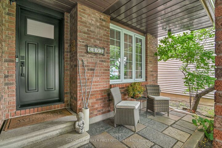 Property Photo:  2153 East Acres Road  ON K1J 9A6 