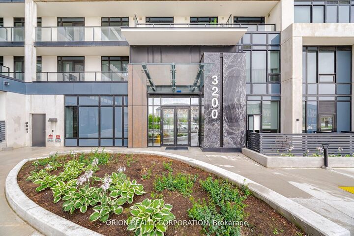 Property Photo:  3200 William Coltson Avenue 509  ON L6H 7W6 