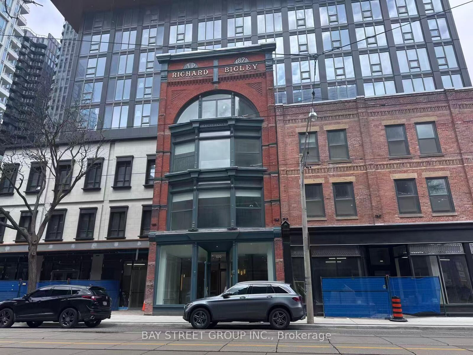Property Photo:  100 Queen Street E 2511  ON M5C 0B5 