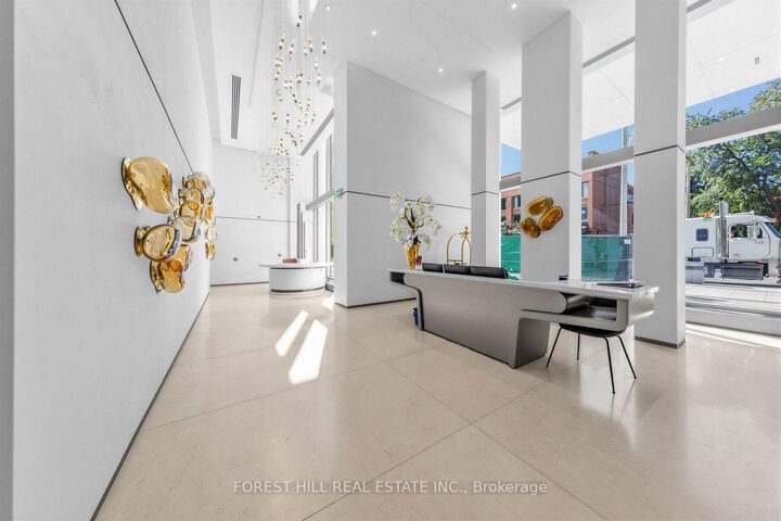 Property Photo: 1315 Bay Street 701 ON M5R 2C4