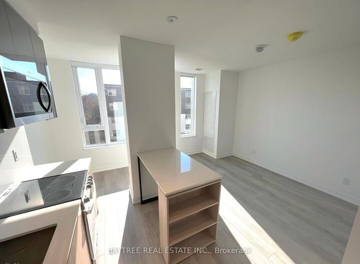 Property Photo:  11 Maryport Avenue 205  ON M3M 0E2 
