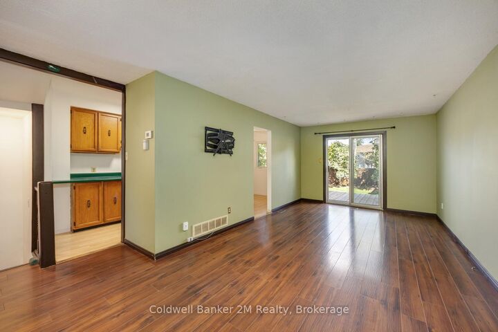 Property Photo:  1161 Trowbridge Court  ON L1G 7H1 
