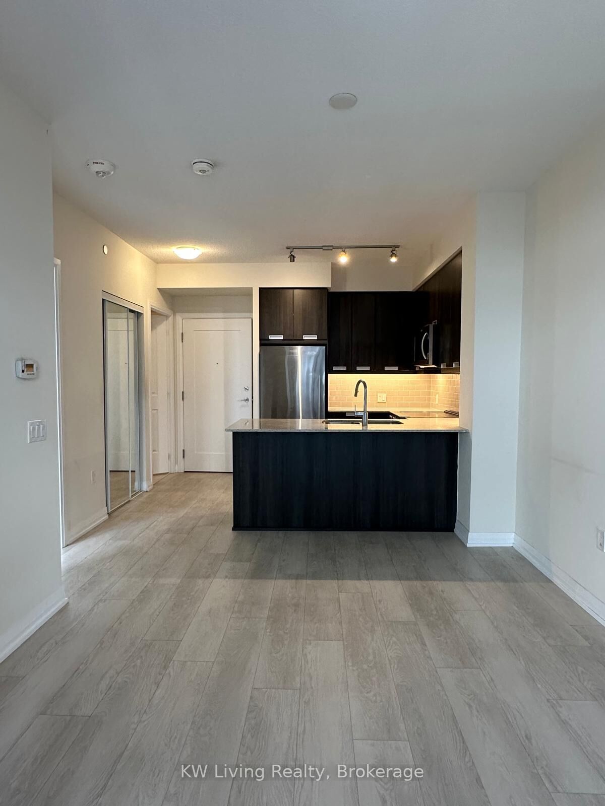 Property Photo:  35 Watergarden Drive 2612  ON L5R 0G8 
