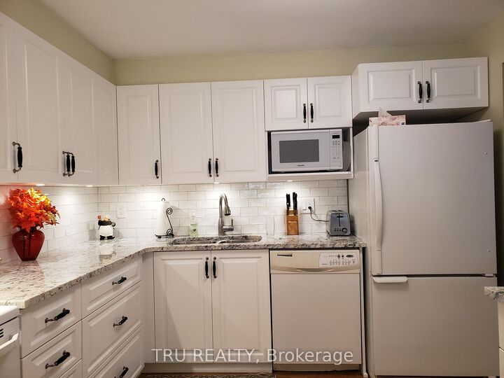 Property Photo:  2A Millrise Lane  ON K2G 5G1 