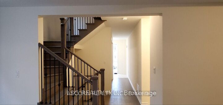 Property Photo:  209 Thompson Drive  ON L9N 1E2 