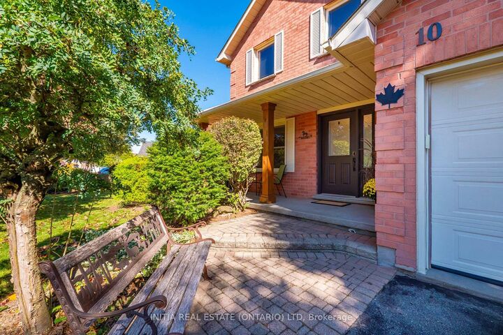 Property Photo: 10 Handorf Drive ON N3C 3Y2