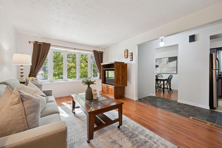 Property Photo:  128 Briar Knoll Drive  ON N2E 2B8 