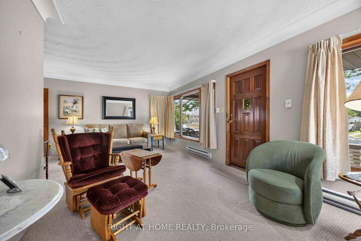Property Photo:  208 Ross Avenue  ON N7T 1J7 