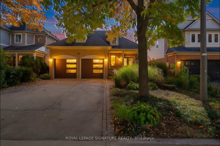 Property Photo:  63 Woodroof Crescent  ON L4G 7H4 