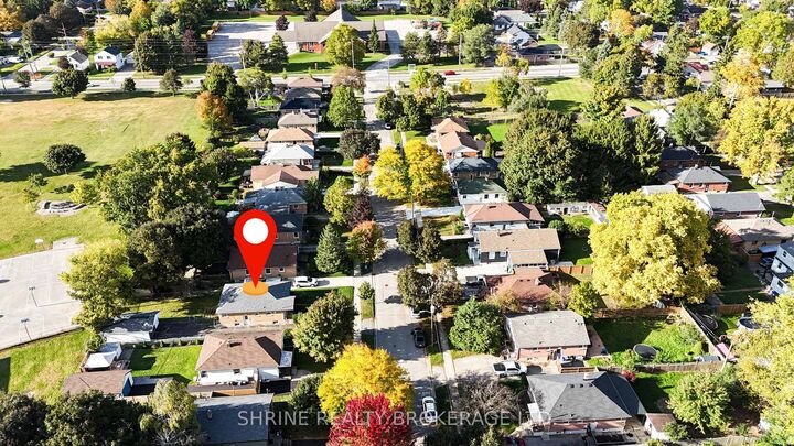 Property Photo:  227 Sterling Street  ON N5Y 1Z3 