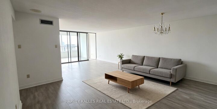 Property Photo:  65 Spring Garden Avenue 2003  ON M2N 6H9 