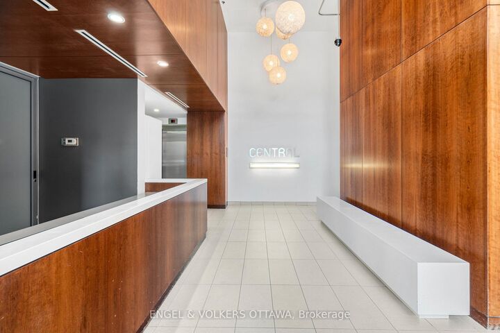 Property Photo:  354 Gladstone Avenue 205  ON K2P 0R4 