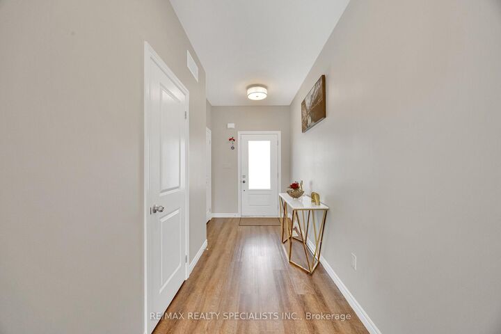 Property Photo:  3600 Earlston Crossing N/A E  ON N6L 0G6 