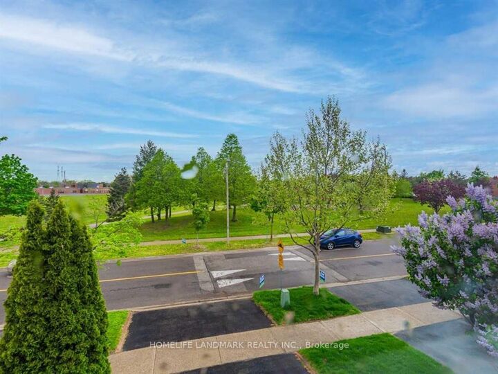 Property Photo:  49 Chelwood Drive  ON L4J 7J1 