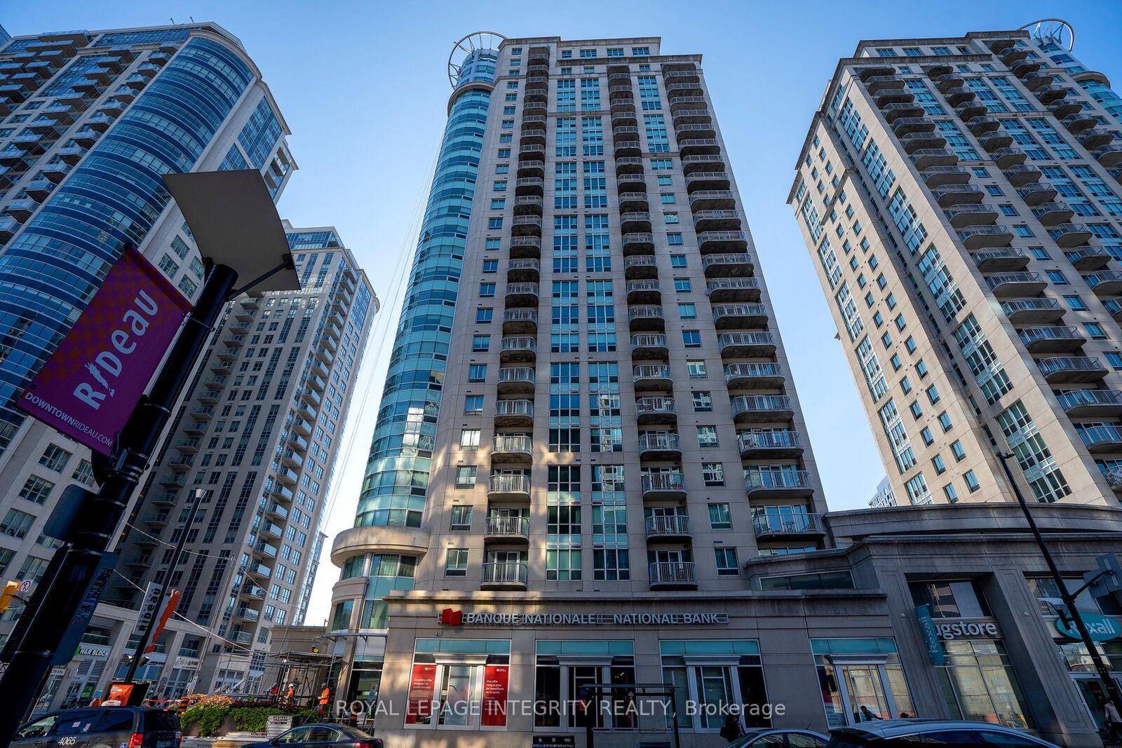 Property Photo: 234 Rideau Street 903 ON K1N 0A9