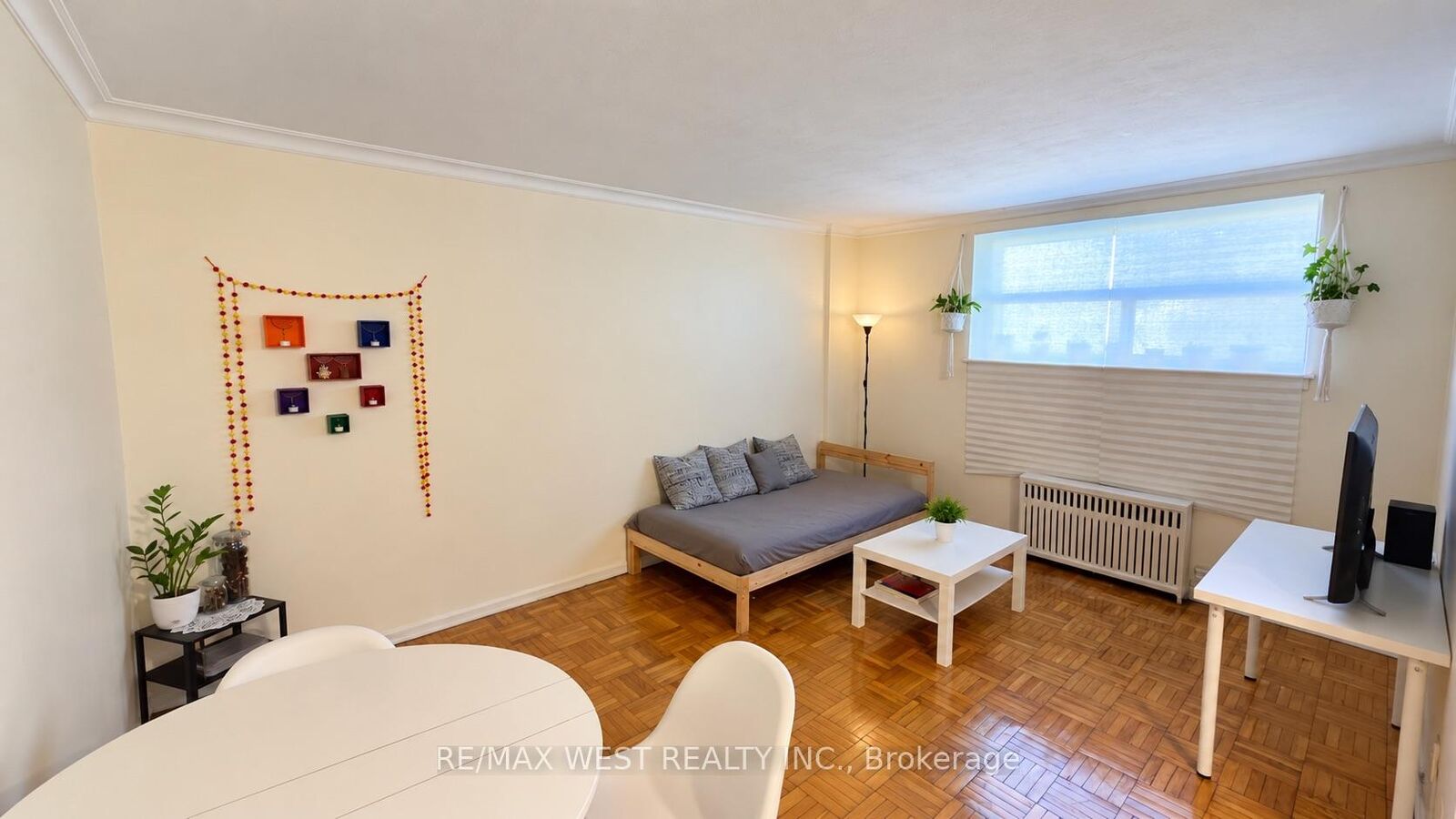 Property Photo:  10 Crown Hill Place 29  ON M8Y 4C6 