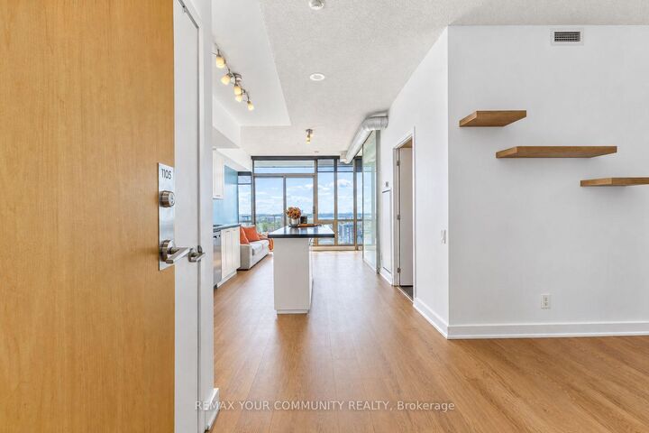 Property Photo:  33 Mill Street 1105  ON M5A 3R3 