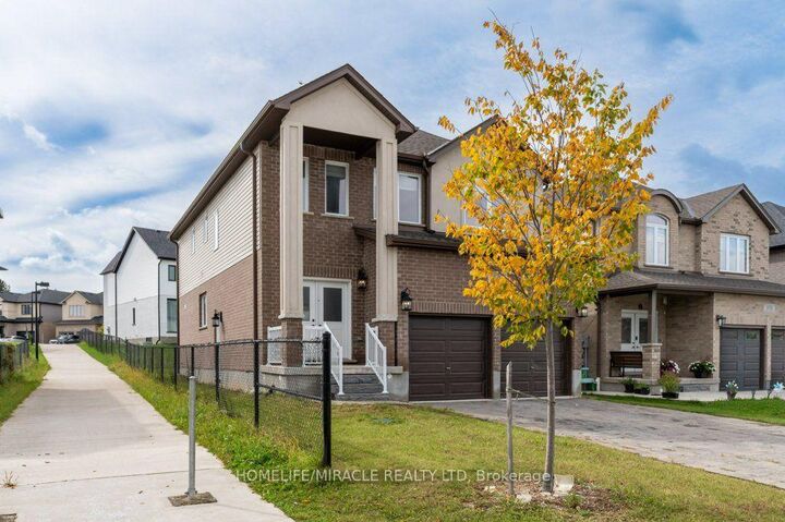 Property Photo:  3032 Doyle Drive  ON N6M 0G8 