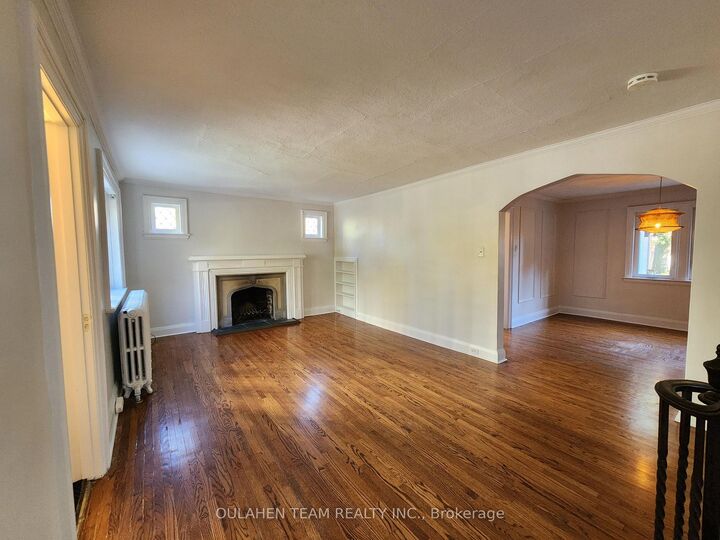 Property Photo:  43 Glendora Avenue  ON M2N 2V8 
