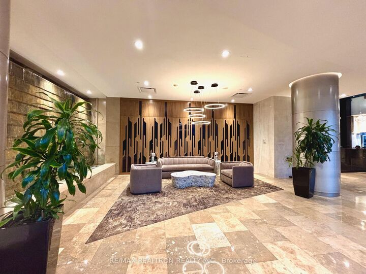 Property Photo:  15 Northtown Way 2316  ON M2N 7A2 