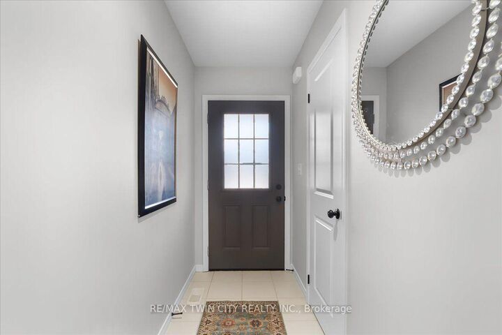 Property Photo:  72 Meadowridge Street  ON N2P 0E2 
