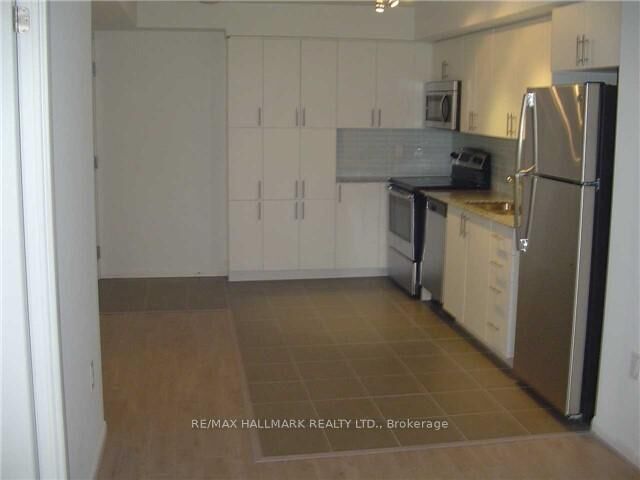 Property Photo:  830 Lawrence Avenue W 2001  ON M6A 0B2 