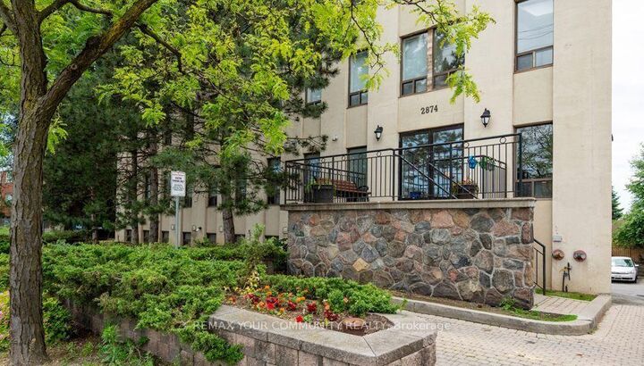Property Photo:  2874 Keele Street 405  ON M3M 3C4 