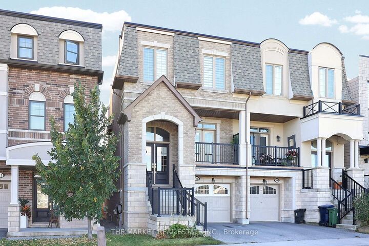 Property Photo:  13 Father Redmond Way  ON M8W 0B4 