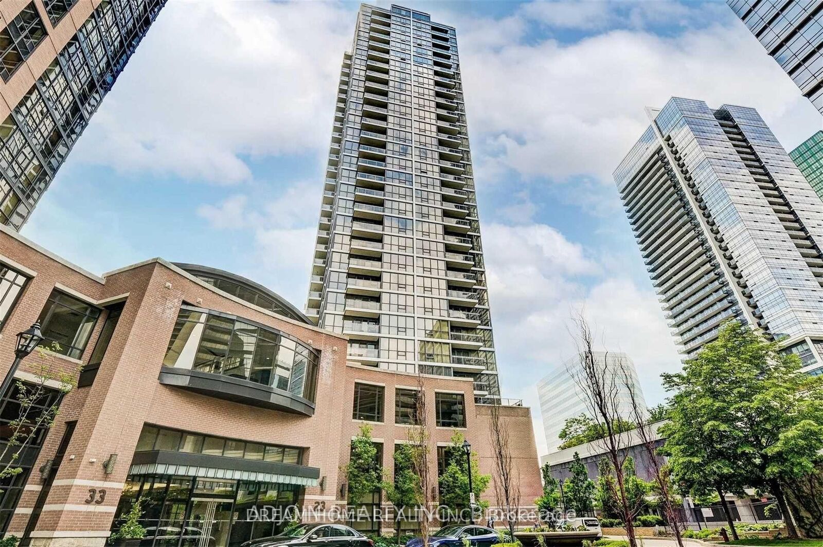 Property Photo:  23 Sheppard Avenue E 711  ON M2N 0C8 