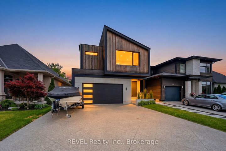 Property Photo:  81 Mackenzie King Avenue  ON L2P 0E1 
