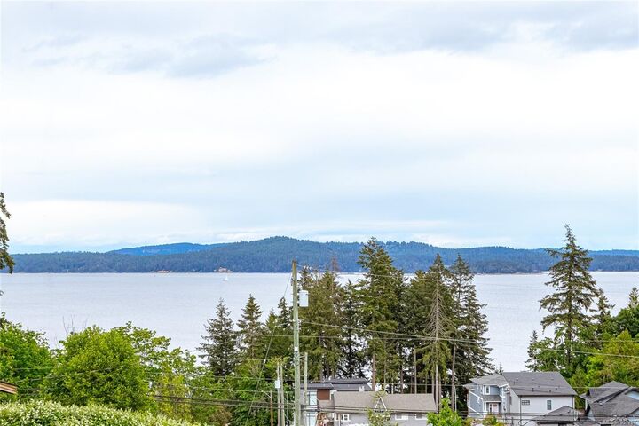 Property Photo:  3205 Douglas St  BC V0R 1K2 