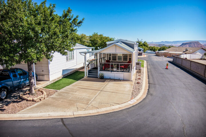 Property Photo:  1150 W Red Hills Parkway 152  UT 84780 