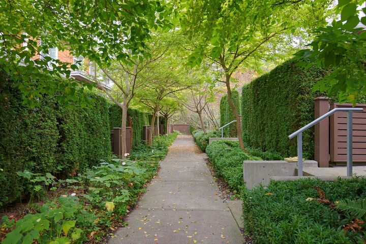 Property Photo:  15918 Mountain View Drive 8  BC V3Z 0P8 