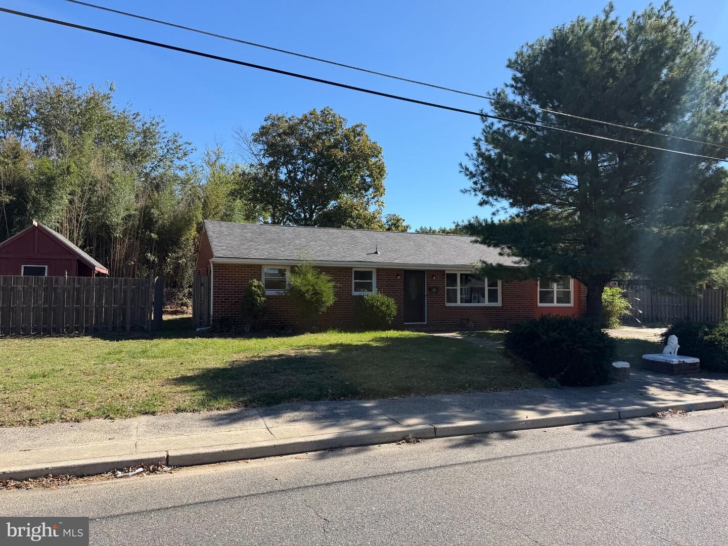 Property Photo:  82 S School Street  NJ 08027 