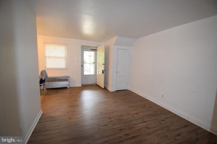 Property Photo: 6320 N 10th Street 1 PA 19141